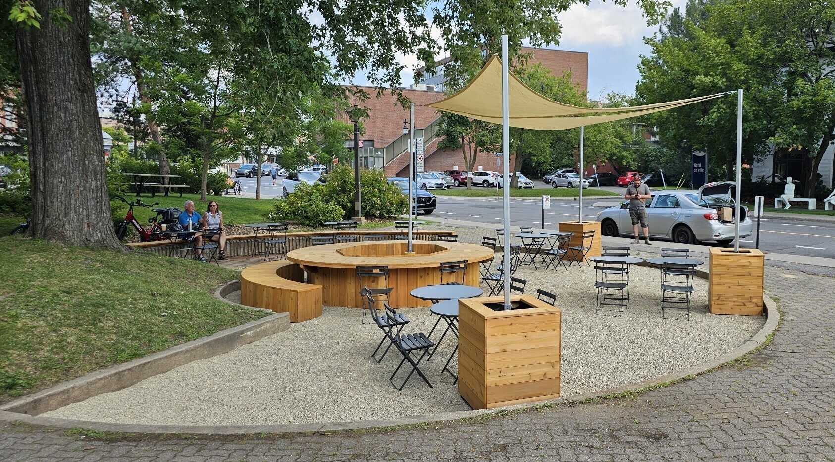 Nouvel aménagement au parc Gordon : Un lieu de rencontre et de détente au centre-ville
