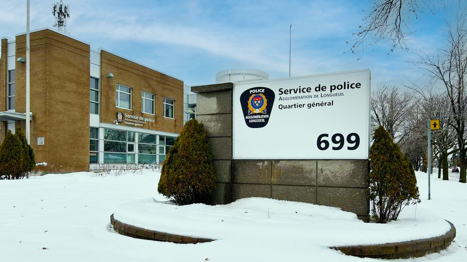 Le Service de police de l’agglomération de Longueuil désire mettre en garde la population contre les fraudes du type « faux représentants »