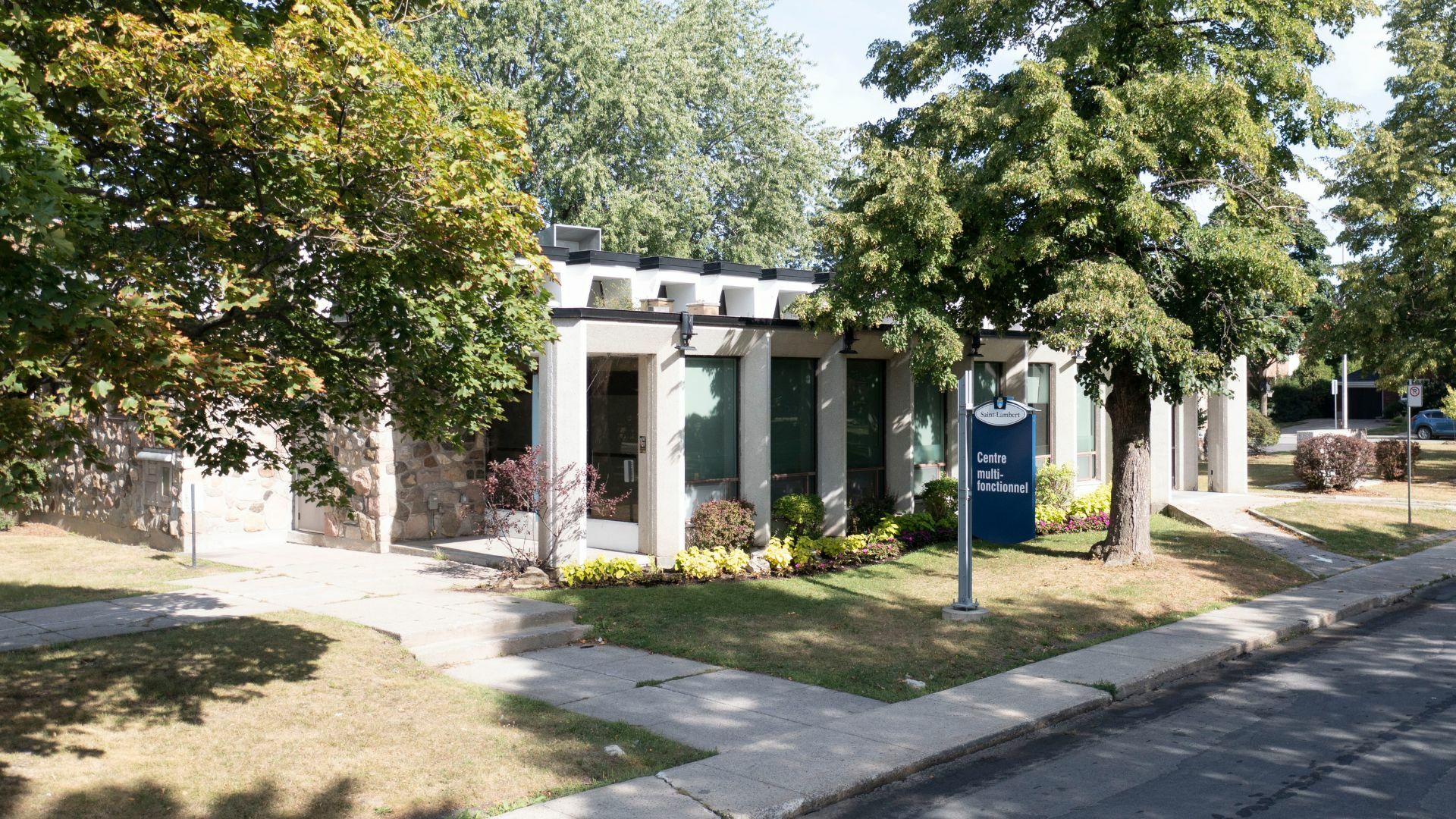 Centre multifonctionnel